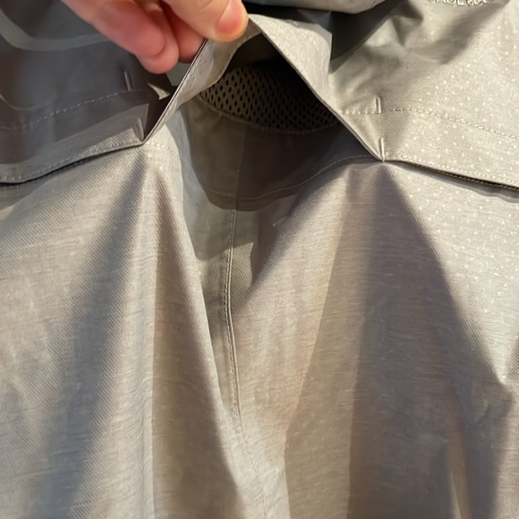 NWOT The North Face TeraLinda Belted Trench Coat, Rain Jacket. Grey Size L - Picture 11 of 12